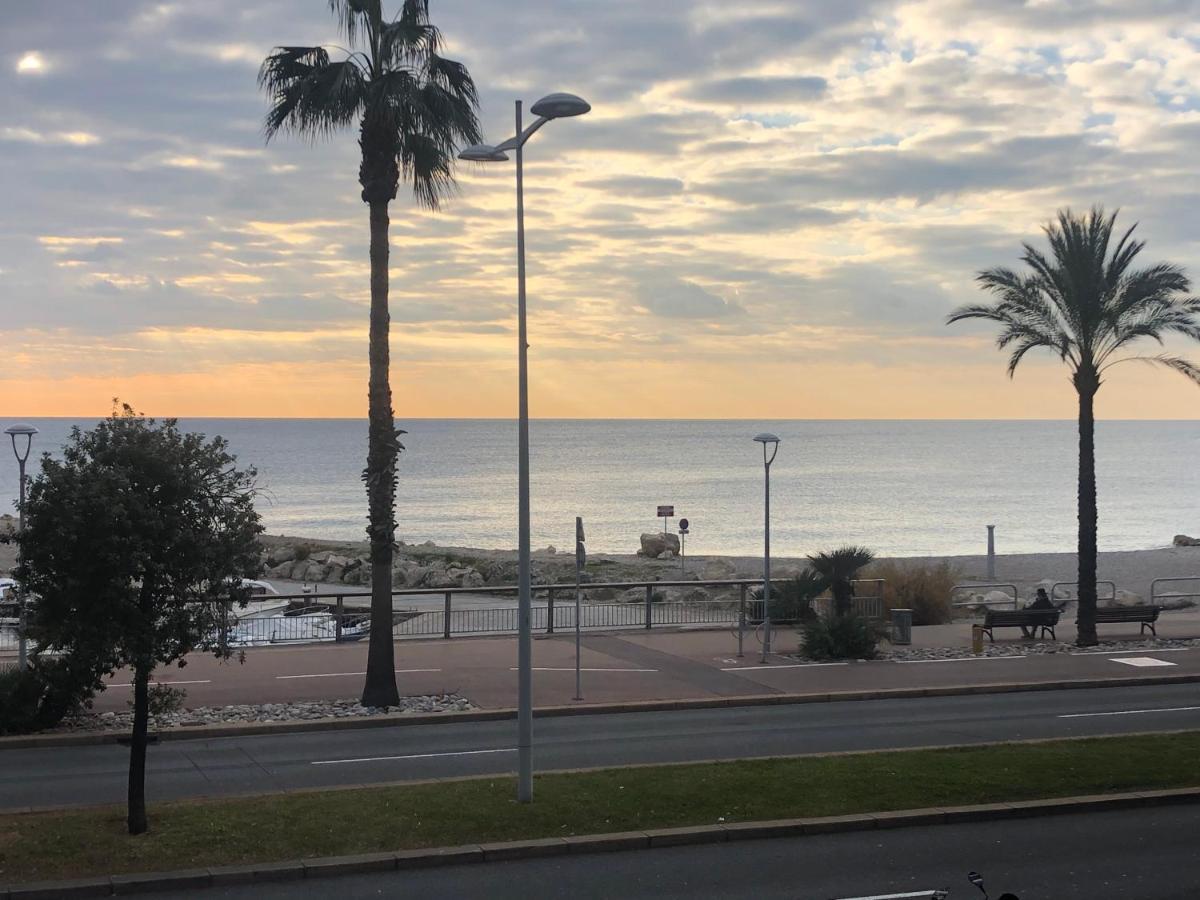 Front De Mer,Plage, Piscine, Parking Cagnes-sur-Mer Exterior foto